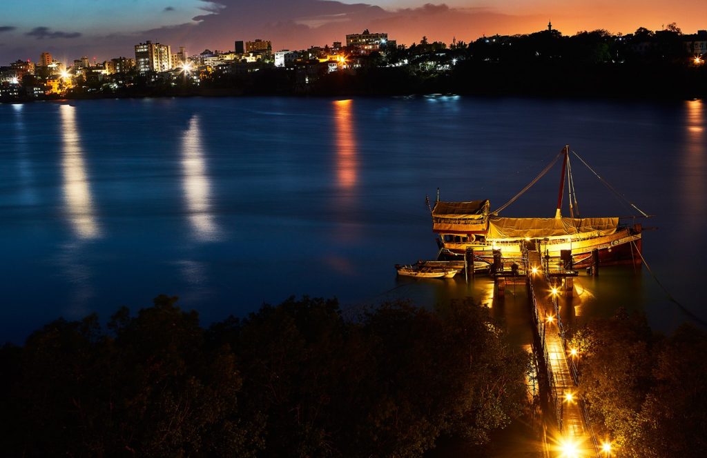 Tamarind Dhow Dining Experience